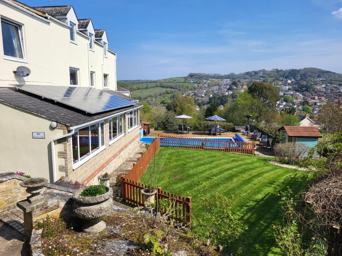 St Andrews House B&B Lyme Regis Exterior photo